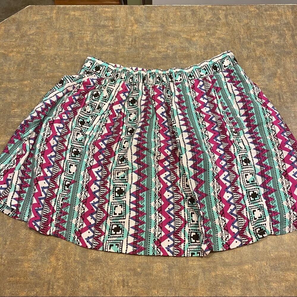 Forever 21 Tribal Print Loose Fit Skirt Juniors' Size Large w/ Pockets